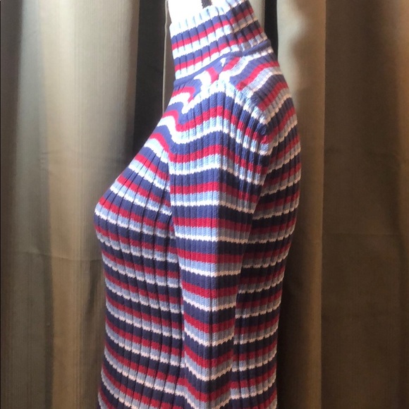 Tommy Hilfiger sweater - Picture 4 of 7